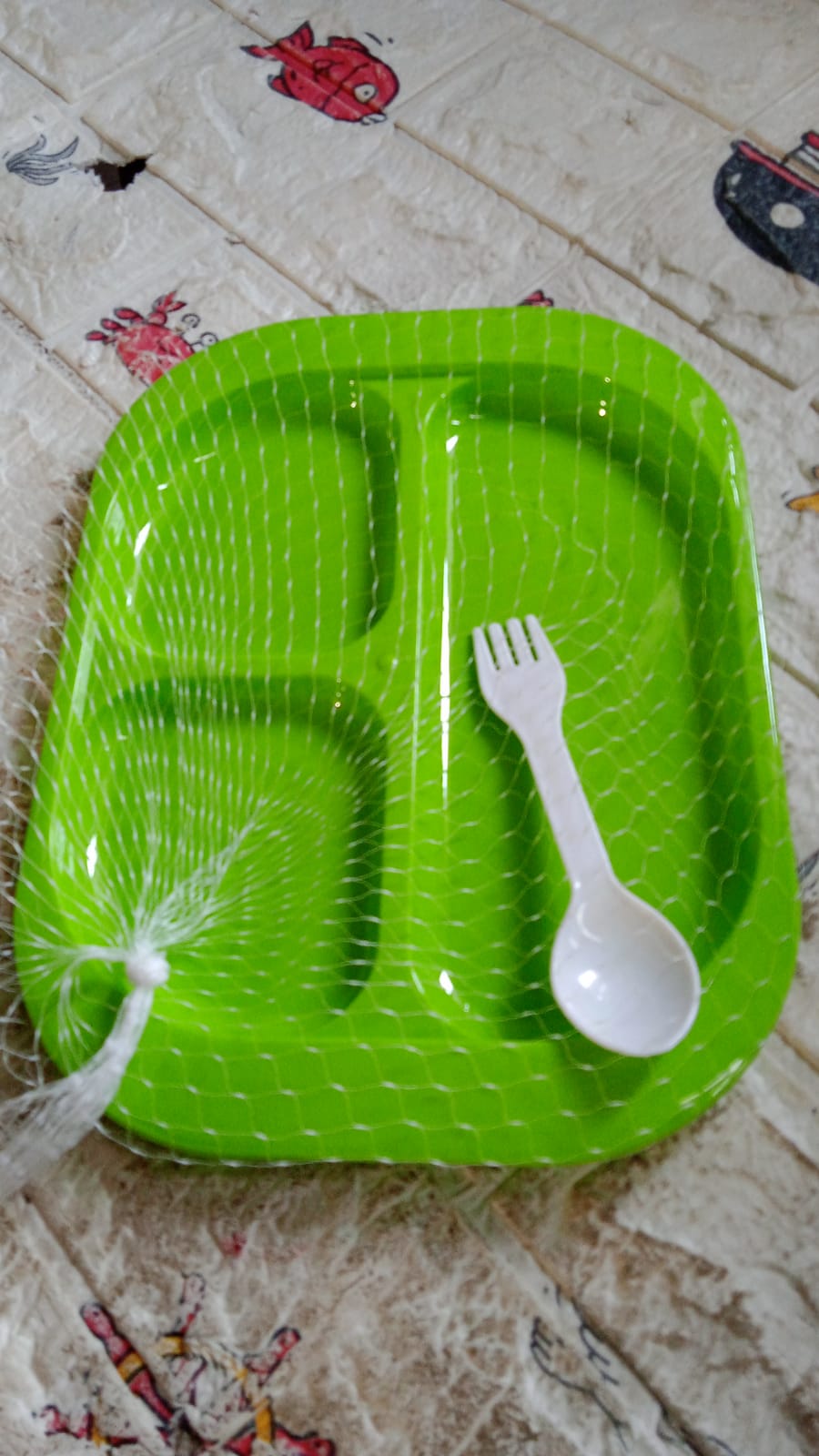 5554 Plastic Food Plates / Biodegradable 3 Compartment Square Plate With Spoon for Food Snacks / Nuts / Desserts Plates for Kids, Reusable Plates for Outdoor, Camping, BPA-free (1 Pc) 5554 Plastic Food Plates / Biodegradable 3 Compartment Square Plate With Spoon for Food Snacks / Nuts / Desserts Plates for Kids, Reusable Plates for Outdoor, Camping, BPA-free (1 Pc)